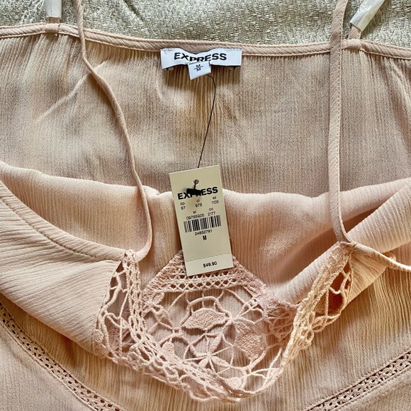 EXPRESS Lace High Neck Cami - Picture 6 of 10